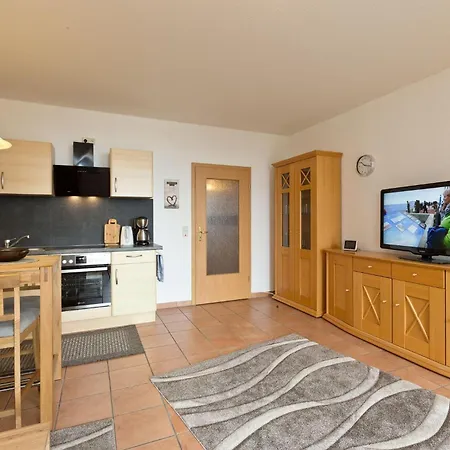 Haus Am Koelpinsee App 3 3 * Waren (Mueritz)