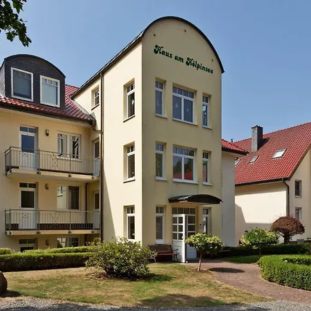 Haus Am Koelpinsee App 3 3 Apartamento Waren (Mueritz)