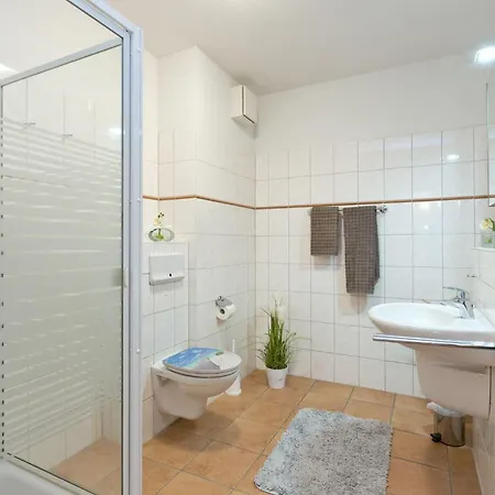 Haus Am Koelpinsee App 3 3 Waren (Mueritz)